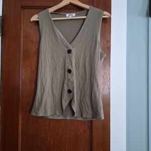 DKNY Olive Sleeveless Button-Down Top